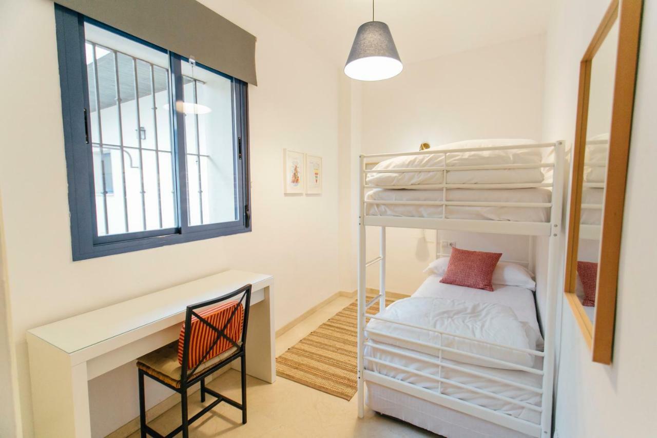 Apartamento Castilla Sevilla Bagian luar foto